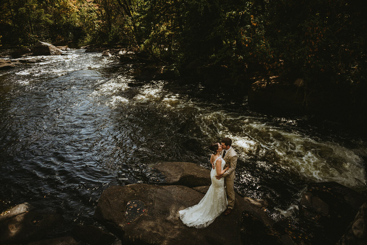 Waterfall  Wedding Photo