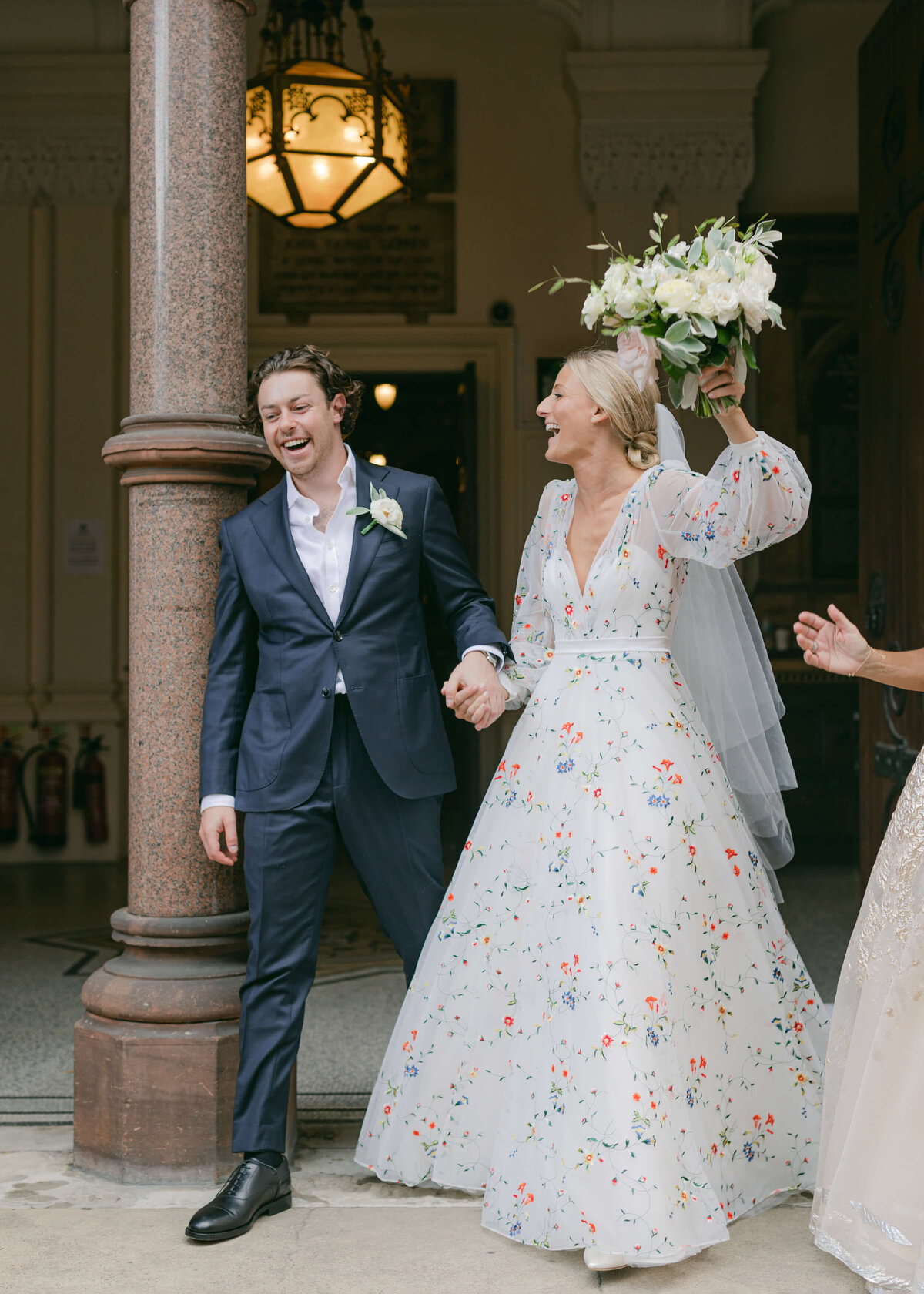chloe-winstanley-weddings-jewish-ceremony-london-bride-groom