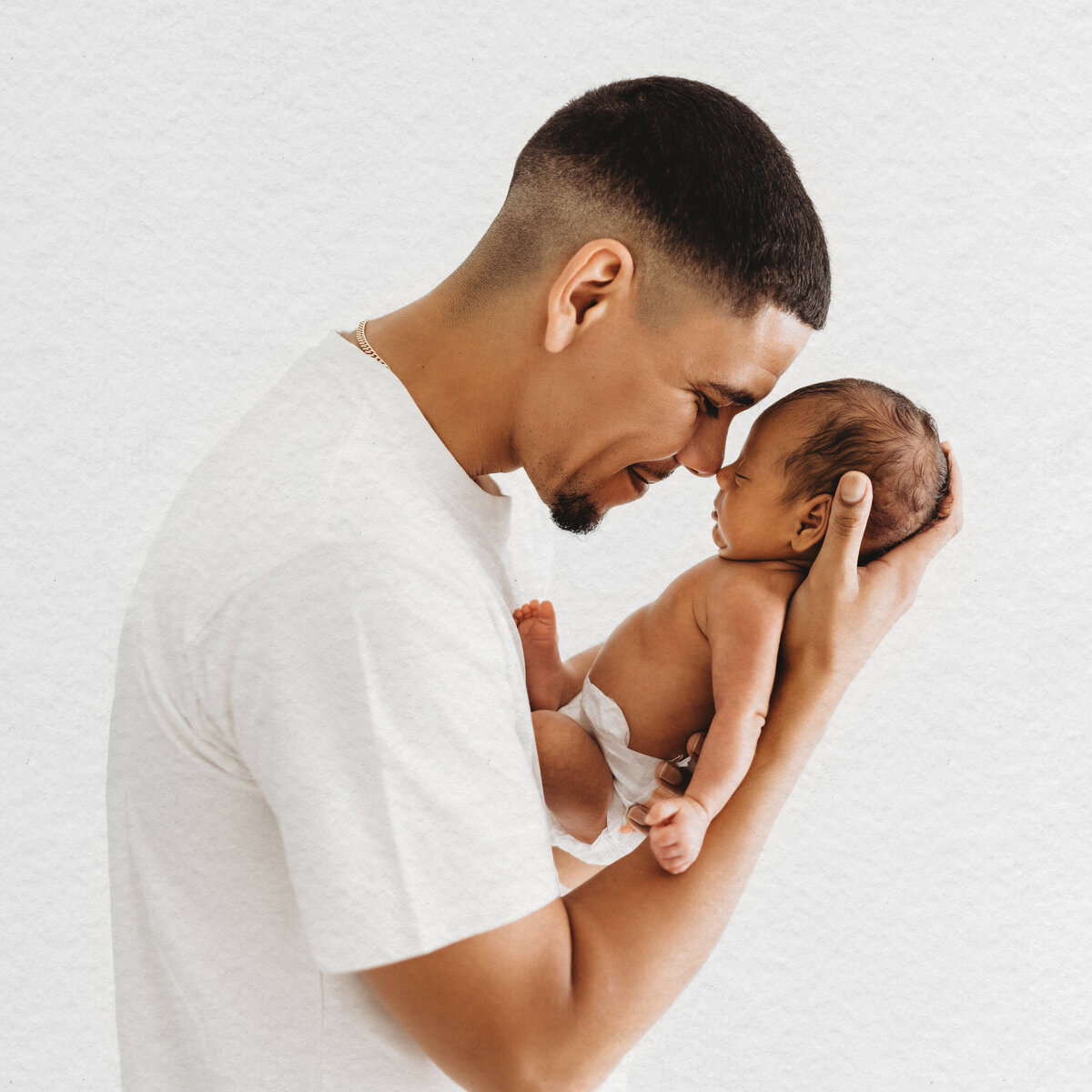 LittleWhitePhotography-Newborn-11