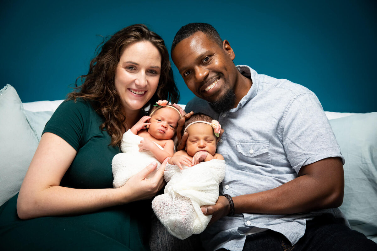 cincinnati-family-newborn-photo-indoor