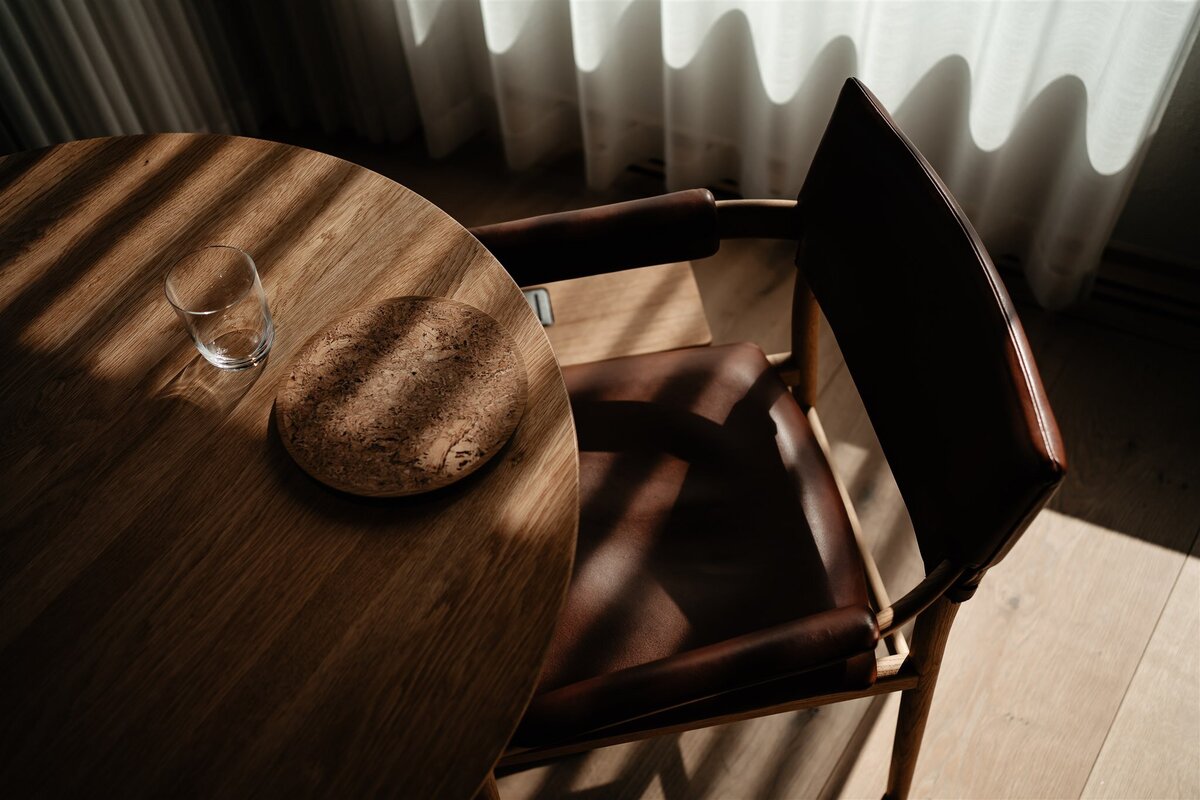 7496AA58-AD97-4E8B-9B9D-3B4648874186