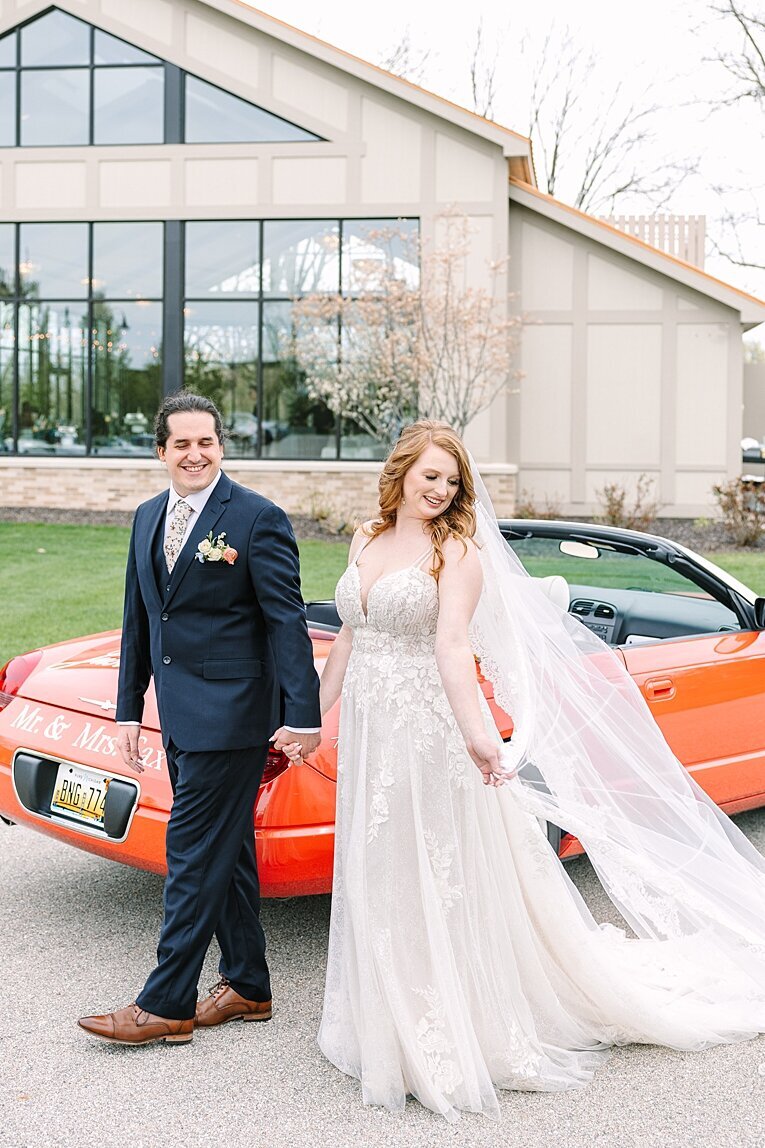 venue-3two-kentwood-grand-rapids-michigan-wedding-photographer_0026