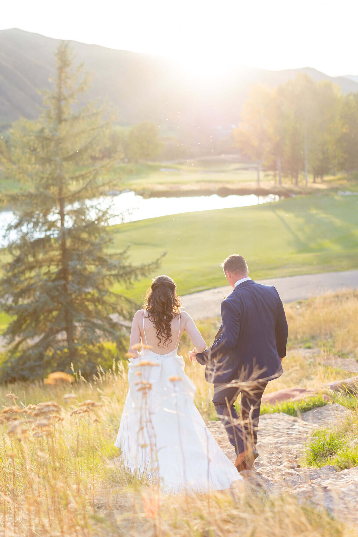 caitlin-david-roaring-fork-club-wedding-sunset