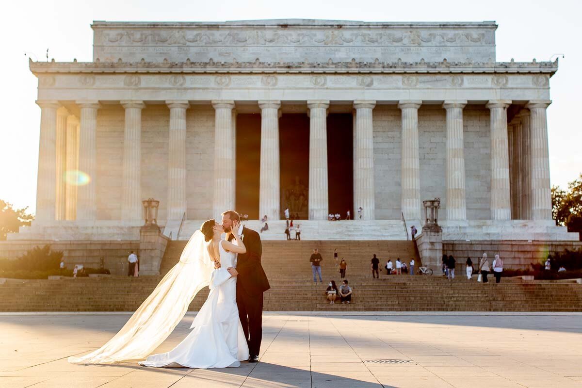 Lincoln Memorial Washington DC wedding Photographer