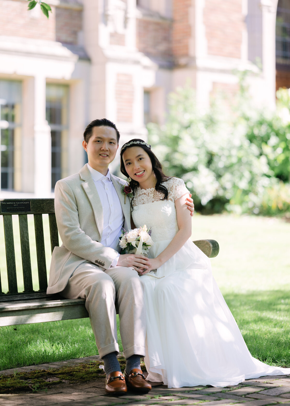 bride and groom uw seattle