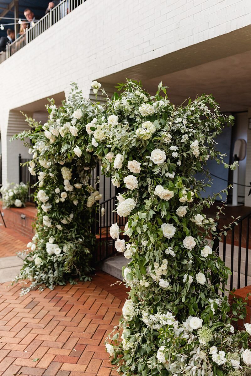 Classic Wedding at City Church of Evansville with Reception at ECC210