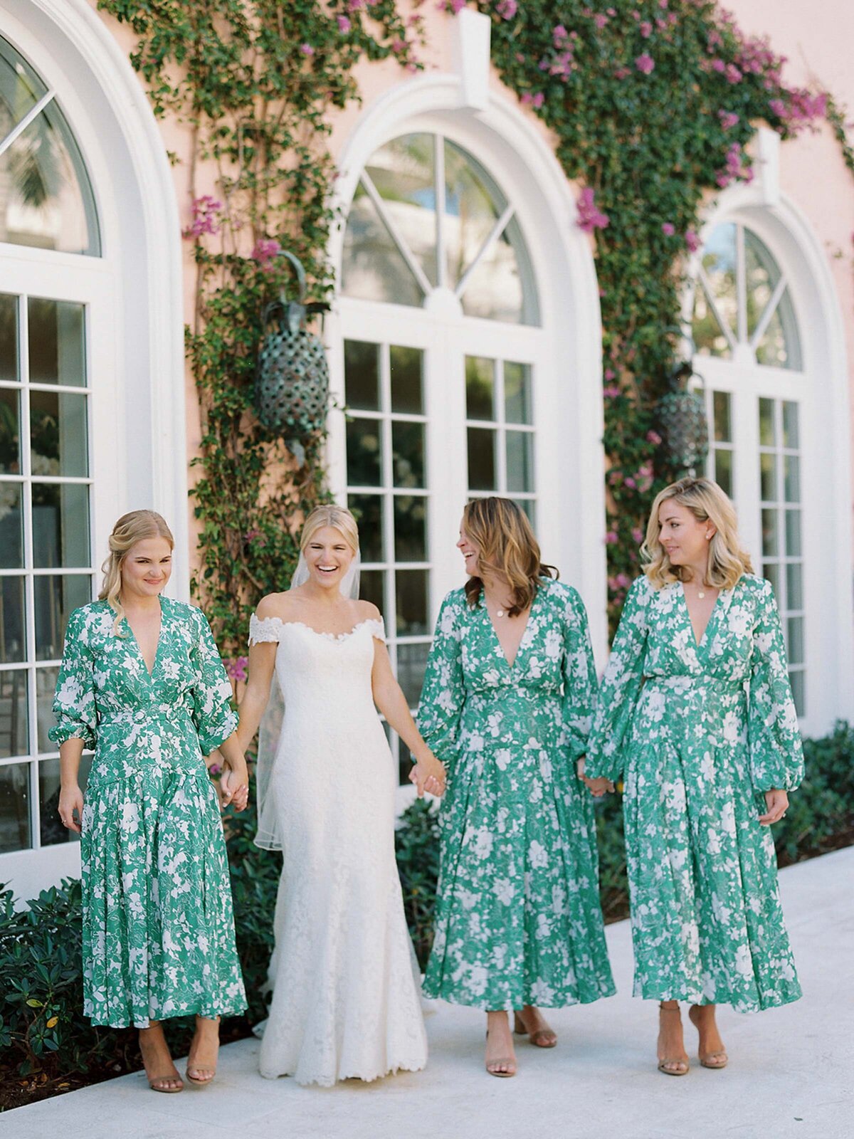17PalmBeach_Edited27Ashton_Evan_PalmBeachWedding30-959Ashton_Evan_Wedding31FilmSelects_Ashton_Evan170235RLwo011501-R14-123-2