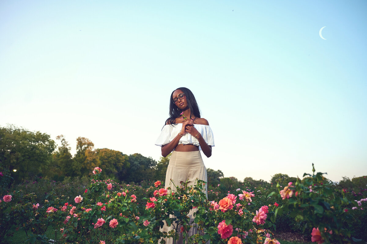 Senior portraits in field flowers 2