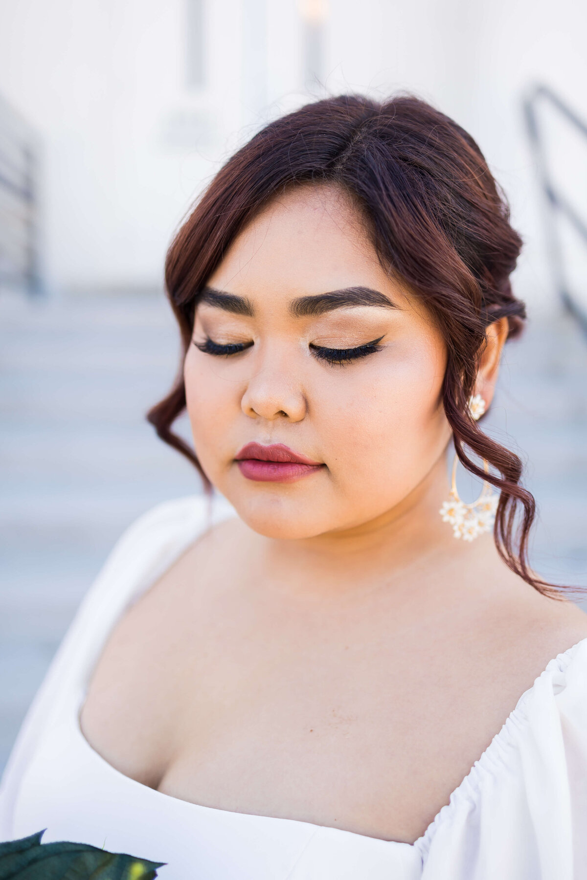 Bride with eyes shut at Nashville wedding