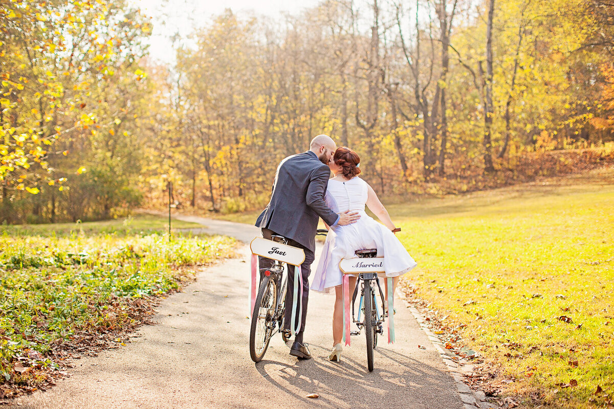 bike cherokee park wedding ky