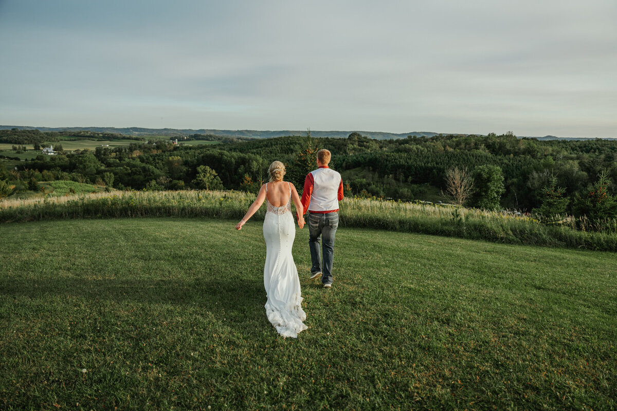 mondovi wedding photographer-120