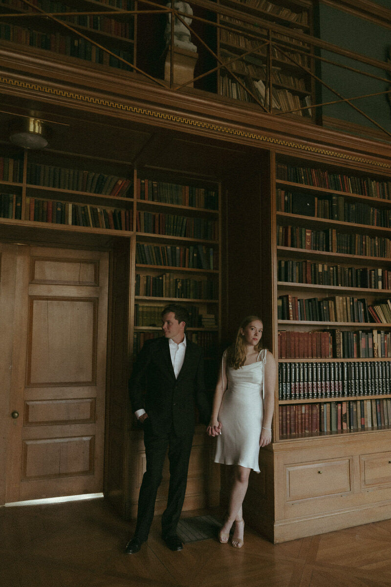 moody-library-engagement-couples-photos-illinois-allerton-park-rachael-marie-photography-29