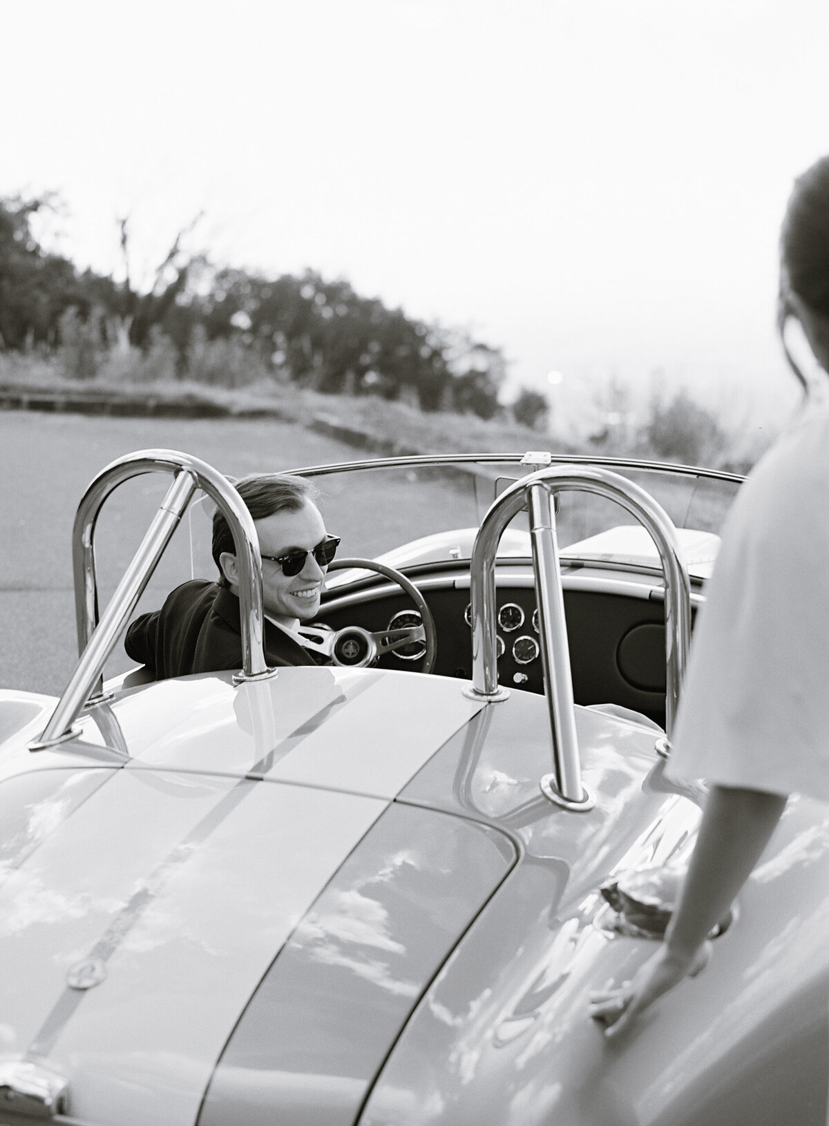 038-vintage-car-engagement-charlottesville-virginia-david-abel-016