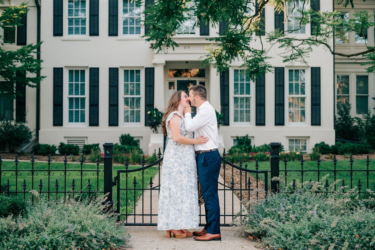 ANN-ARBOR-WEDDING-PHOTOGRAPHER-CAPTURED-BY-KELSEY-LAW-QUAD-ENGAGEMENT-SESSION-AK-83_websize