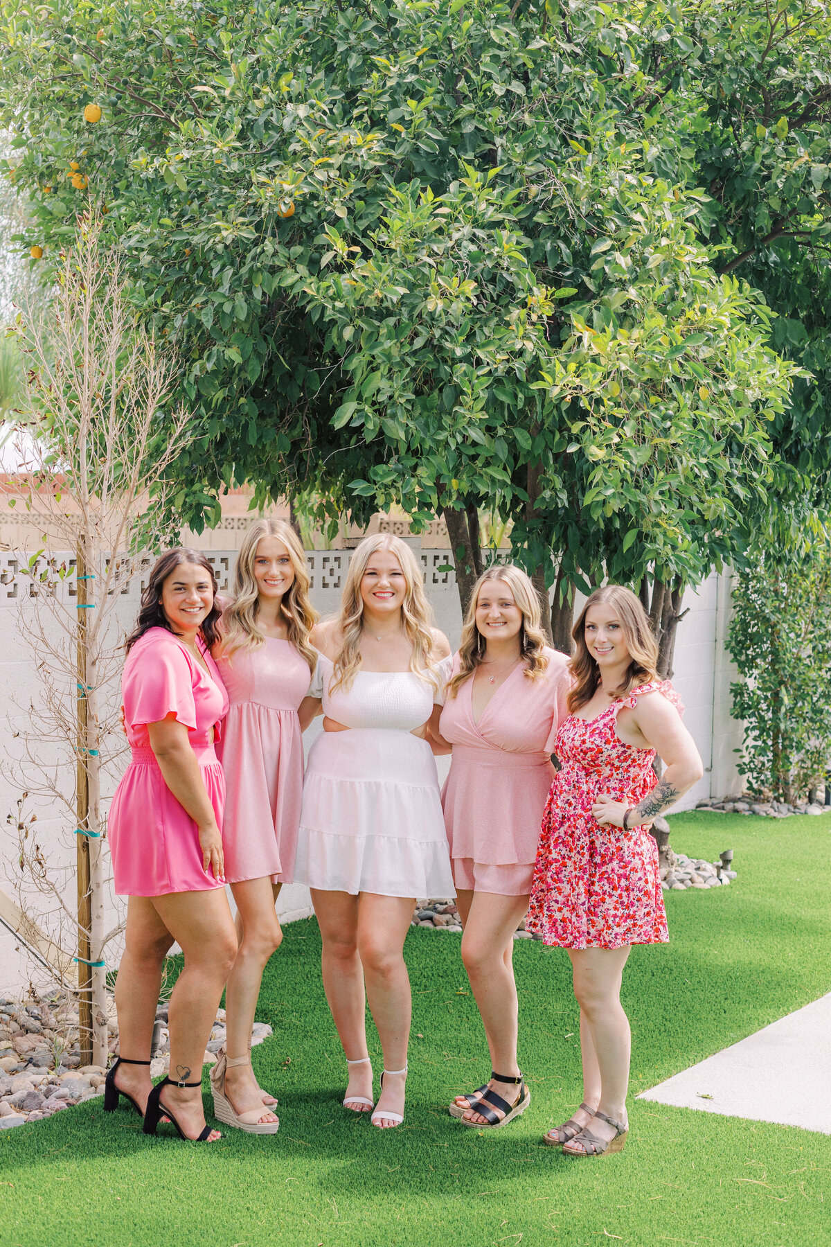 Make a splash with a lively poolside bachelorette bash in Scottsdale, featuring oversized floaties, tropical drinks, and lots of laughs. This gallery captures the vibrant energy and carefree spirit of a day spent celebrating with the bride tribe.