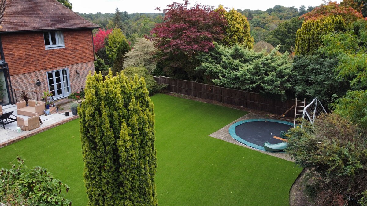 Aritificial grass trampoline