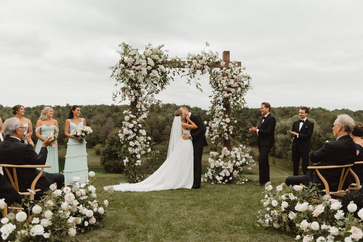 AllieJenningsPhoto-LawrenKyleWedding-SNEAKPEEKS-157