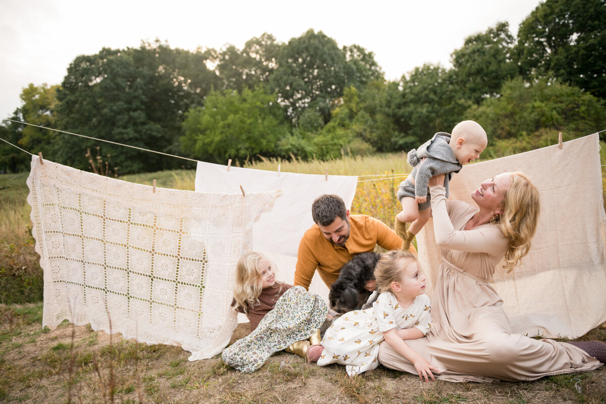 Boston-Family-Photographer-Bella-Wang-Photography-field-Newton-2