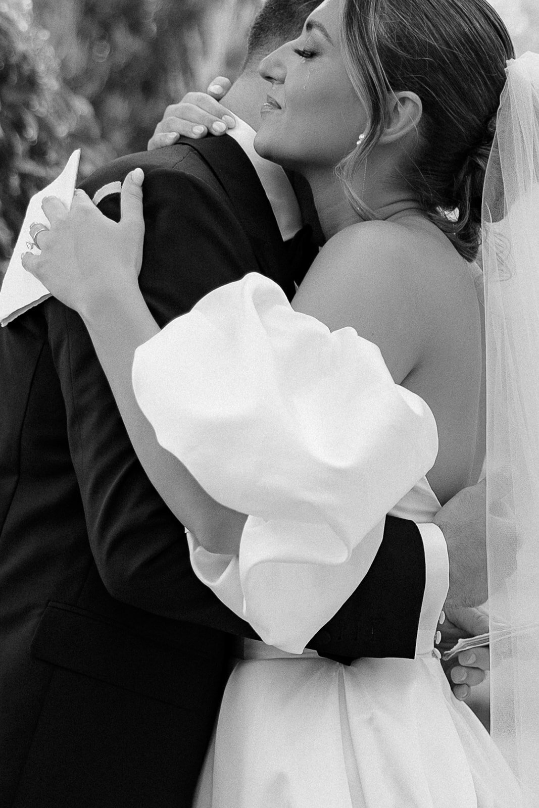 redeemed_farm_wedding_minnesota_loui_photography_Brooke_emmit-30