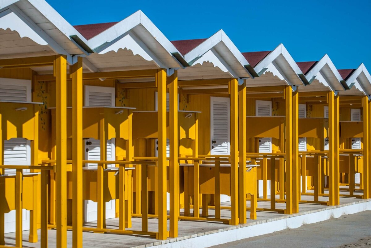 Waterstone - Hotel Byron - Forte dei Marmi - Luxury Boutique Hotel - Forte-dei-Marmi-changing-rooms-Tuscany