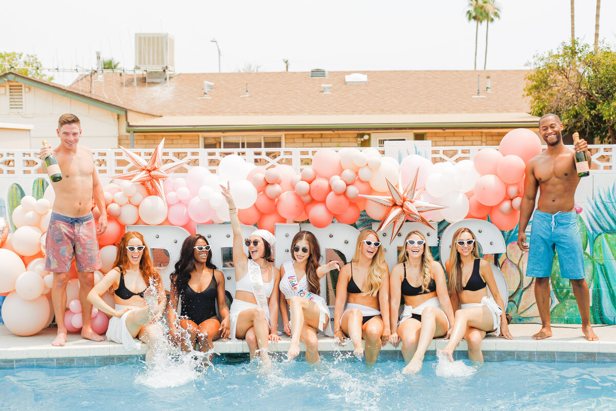 Make a splash with a lively poolside bachelorette bash in Scottsdale, featuring oversized floaties, tropical drinks, and lots of laughs. This gallery captures the vibrant energy and carefree spirit of a day spent celebrating with the bride tribe.