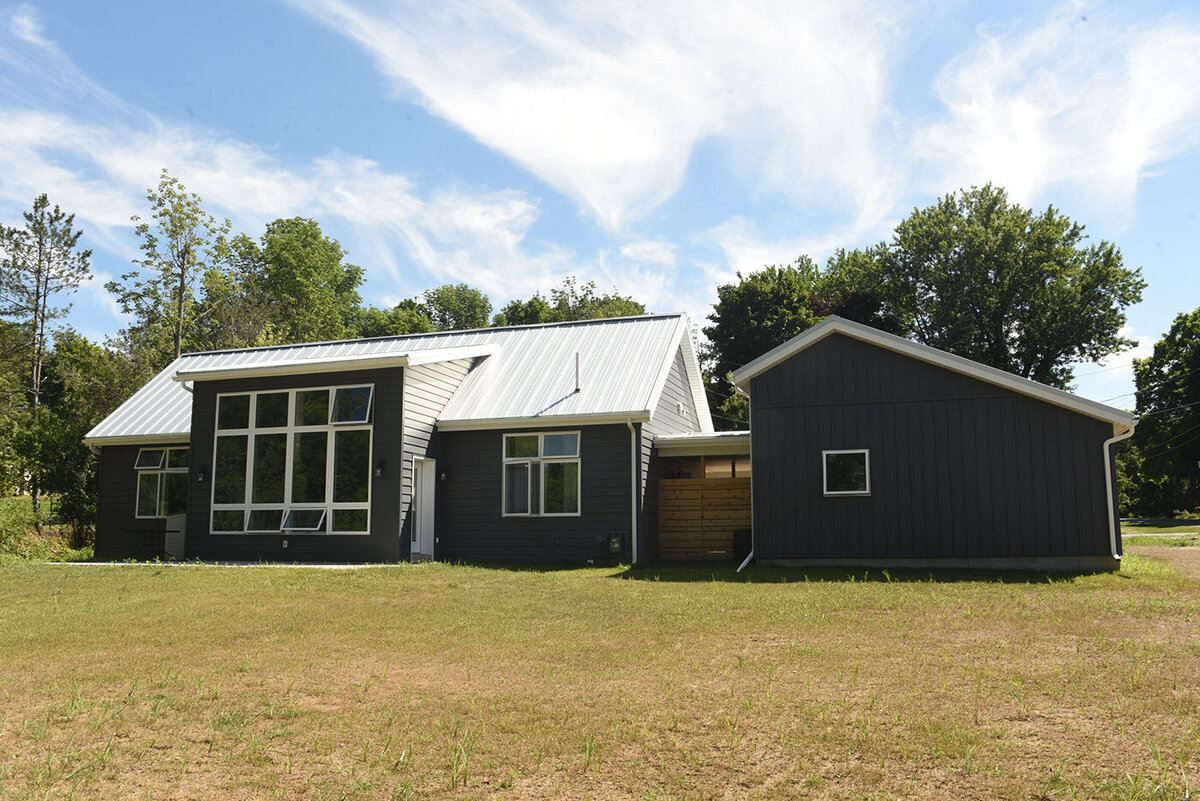 100edd75593197.5c50f612bf393