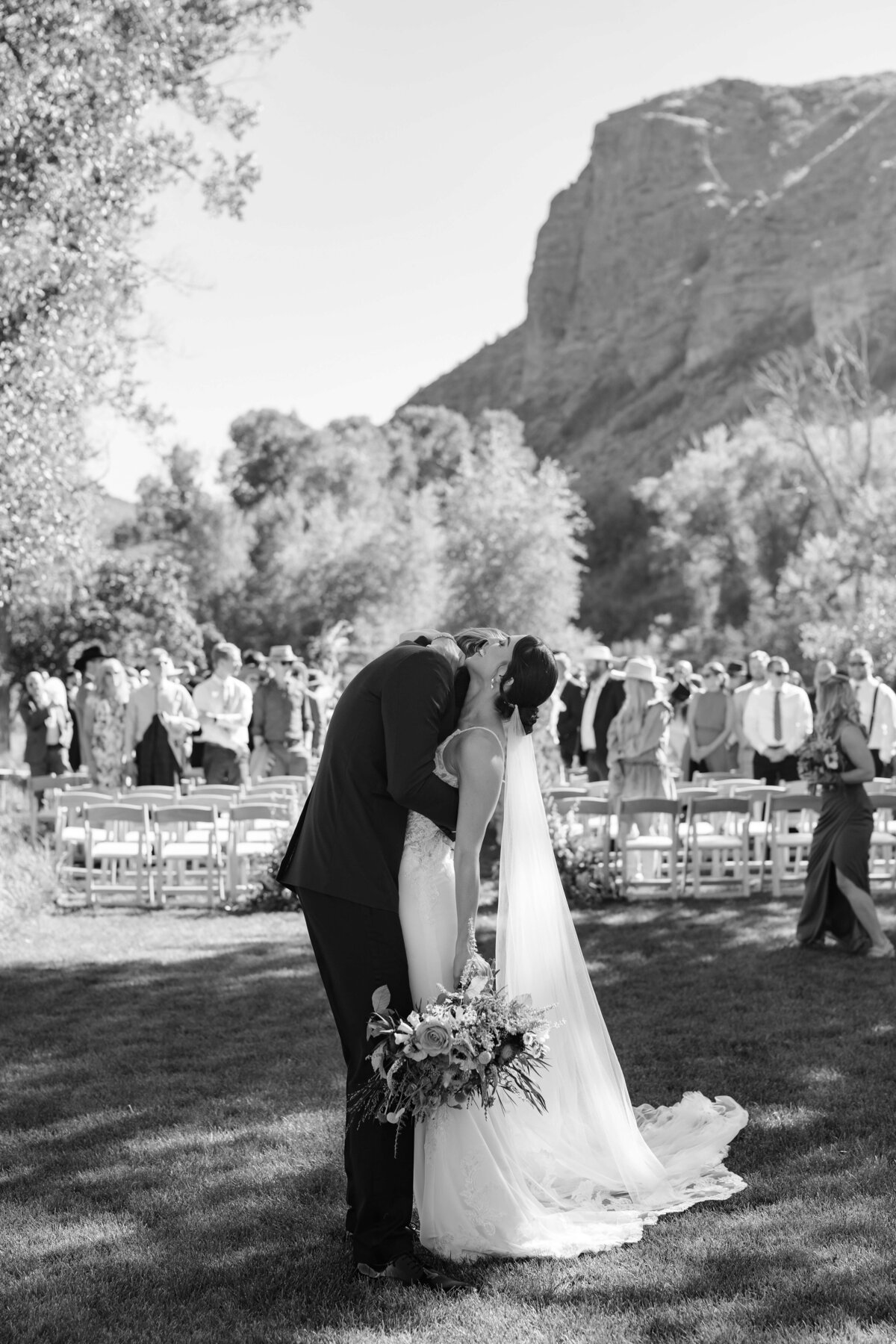 lauren-corey-4u-ranch-wedding-utah-wedding-planner-kaushay-and-co-events-20