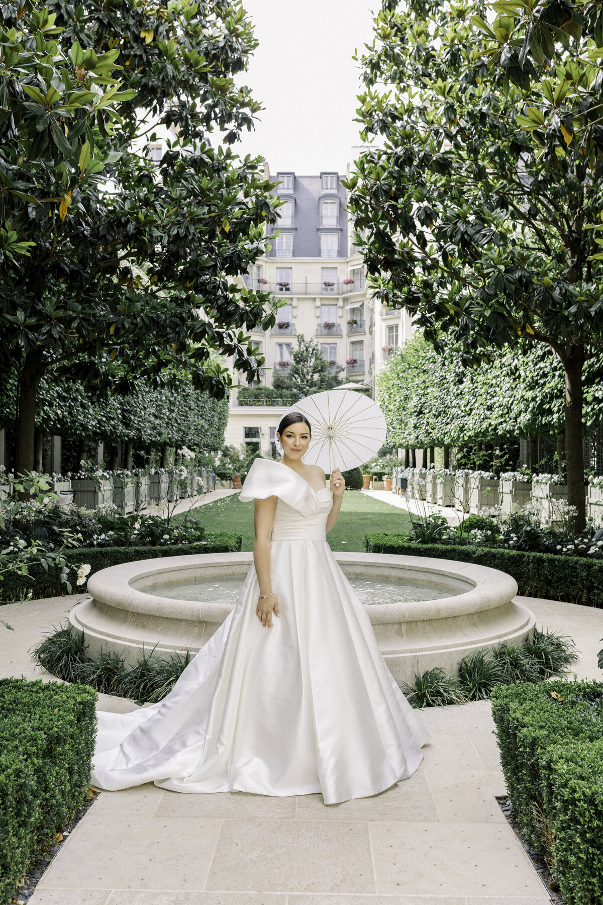 Ritz Paris Wedding Bride Grand Garden