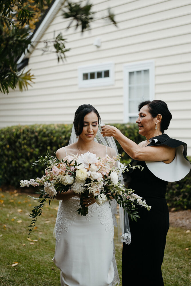 Charleston-Wedding-Photographer-Elopement-SC-Weddings-Boho-Film-Candid-Wedding-Engagement-Service (6 of 11)