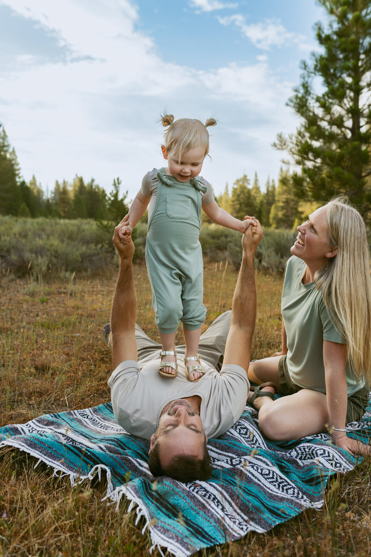 Lake Tahoe-Family-Photographer-16
