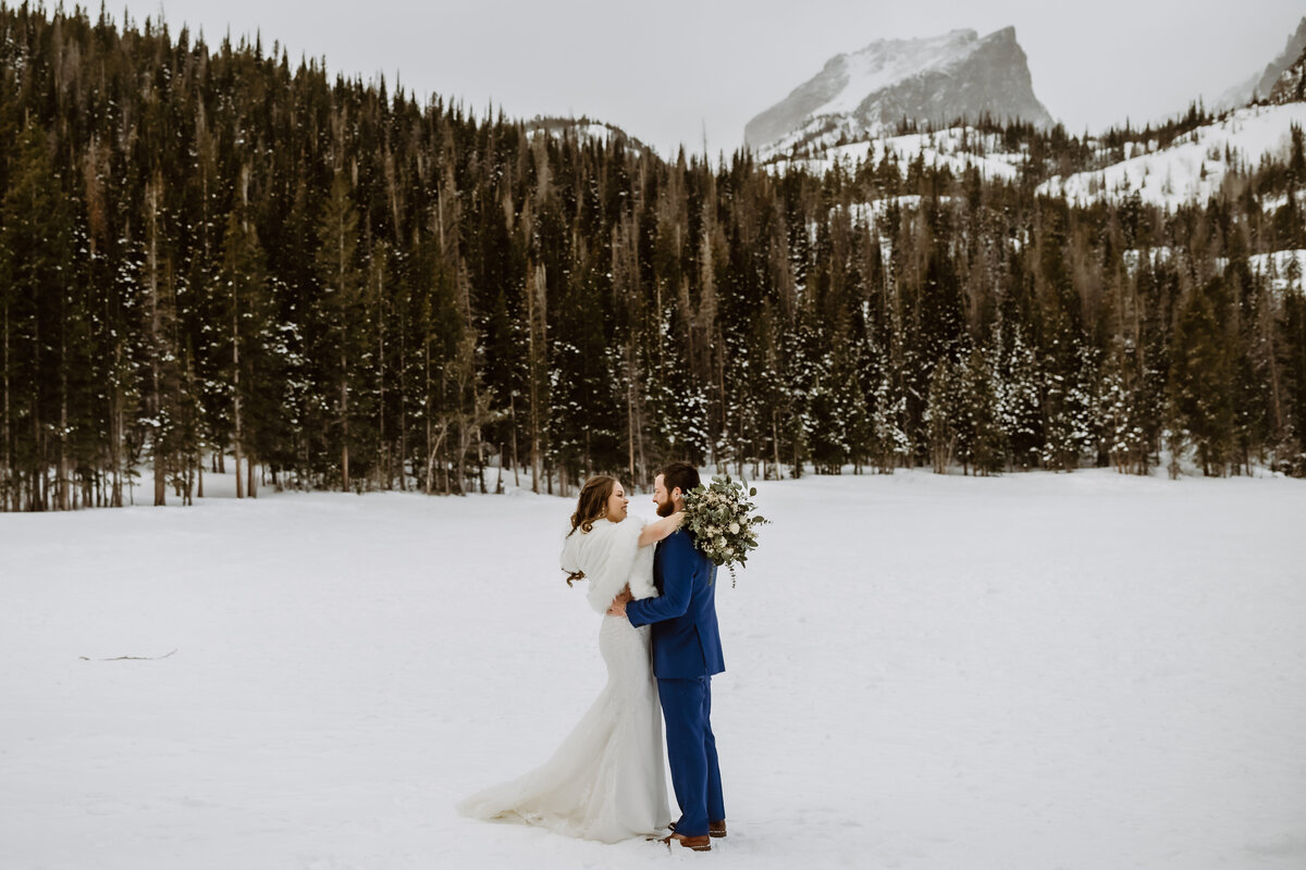 Yazlin-Zac-01242023-bear-lake-colorado-65