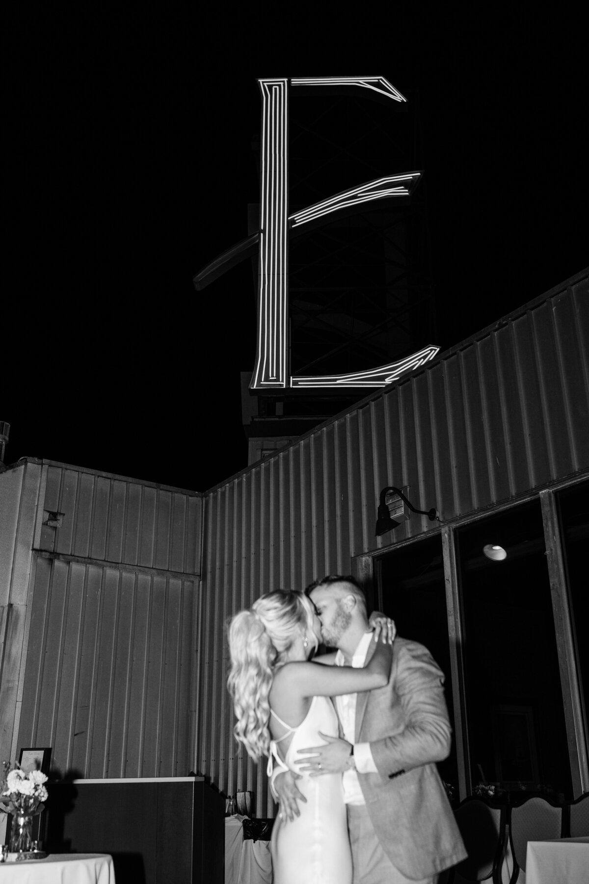 A Glamorous Wedding At The Edgewater Hotel With Pops Of Champagne, Pearls, And Nostalgia-Seattle Bride Real Wedding Submission By Something Minted-40