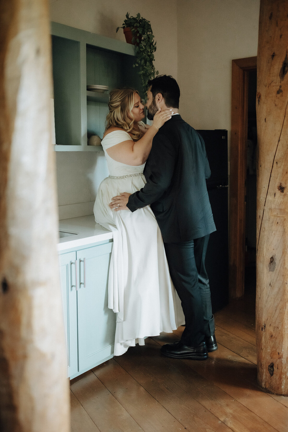 bride-groom-kitchen-alone1