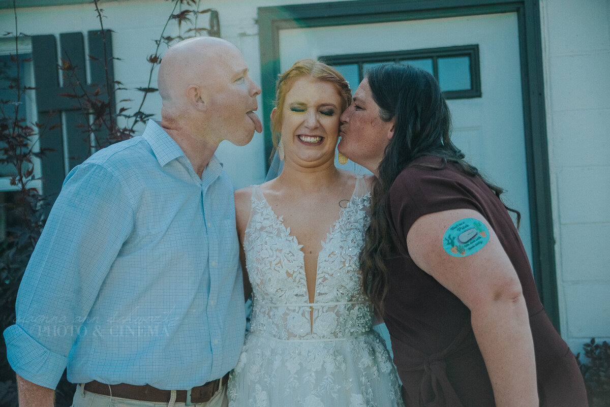 family formals _ alaynna ann schwartz _ harpors vinyard _ iowa photographer _ playlife photography_0198