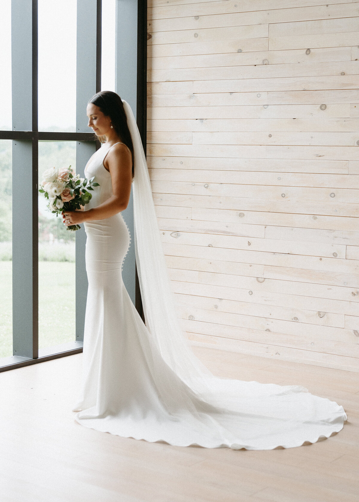 Alexandra-Hutchison-Photography-Wedding-And-Elopement-Photographer-Based-In-Halifax-Nova-Scotia-Canada1