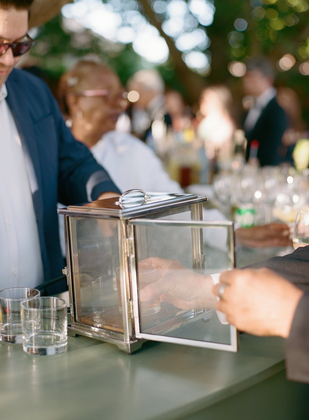 Sarah + Ainsley Filoli California Wedding Sneak Peeks Cassie Valente Photography 0052