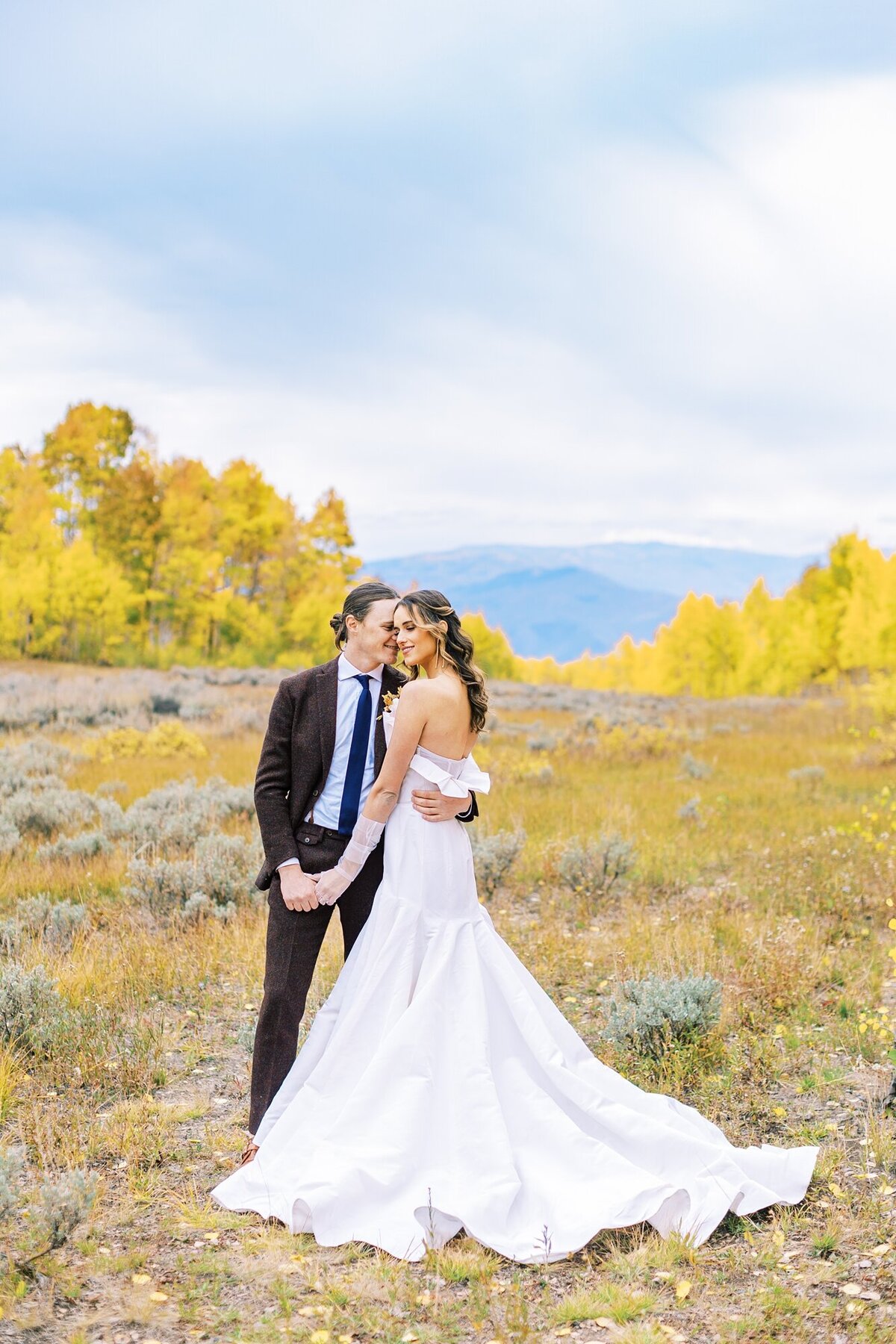 Utah-Fall-Aspen-Mountain-Wedding-Inspiration-Photography_0045