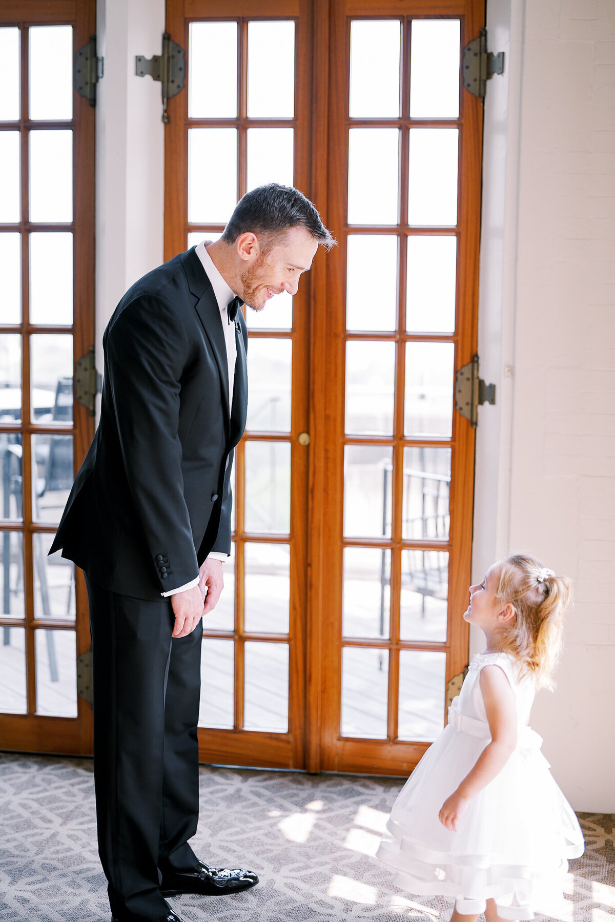 Annette + Chris Sneak Peeks-30