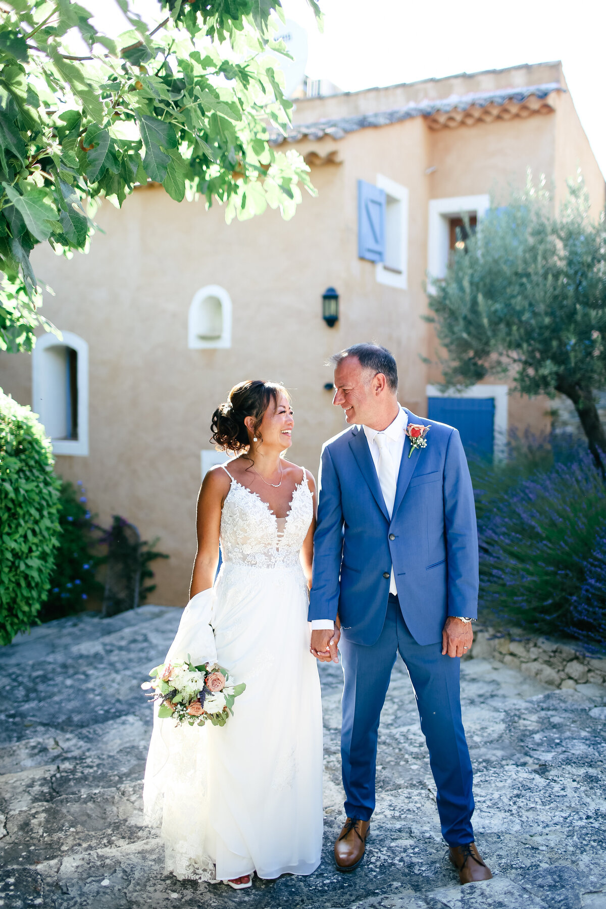 luxury-destination-wedding-le-castellet-provence-leslie-choucard-photography-37
