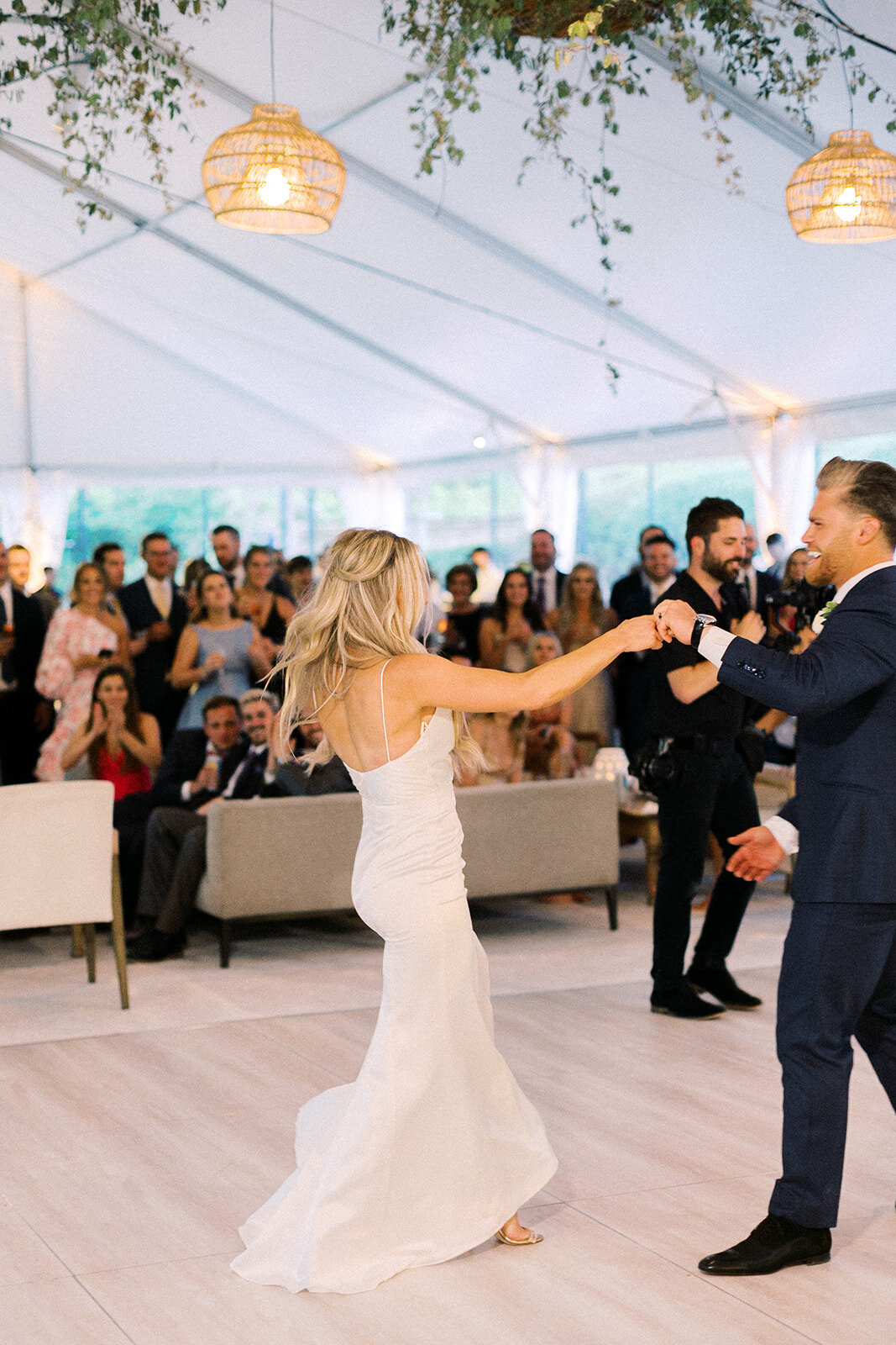 bride-groom-first-dance-tent