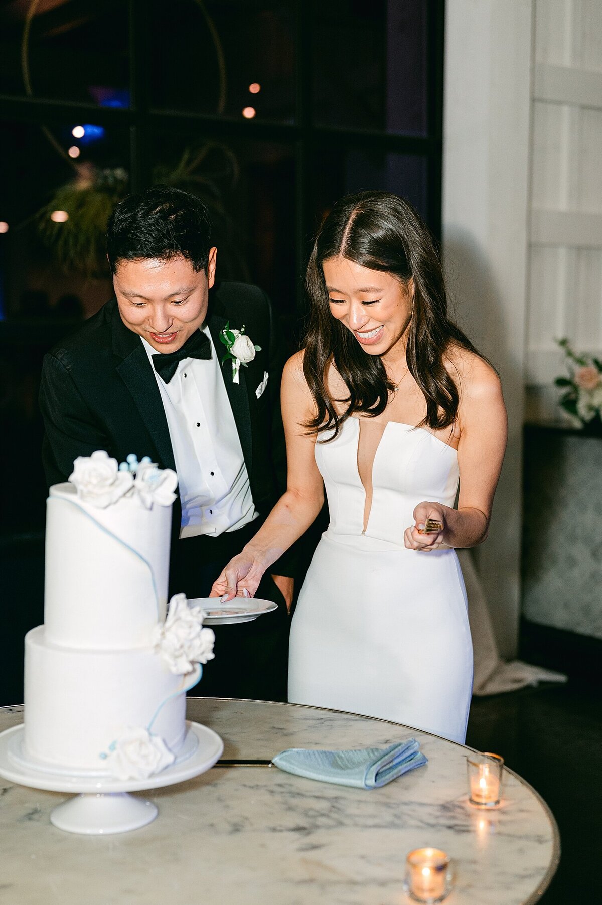 AlexisLunsfordElegantweddingfeaturedonStyleMePretty_0065