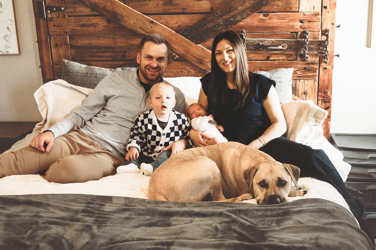 bismarck-studio-newborn-hamilton-3805