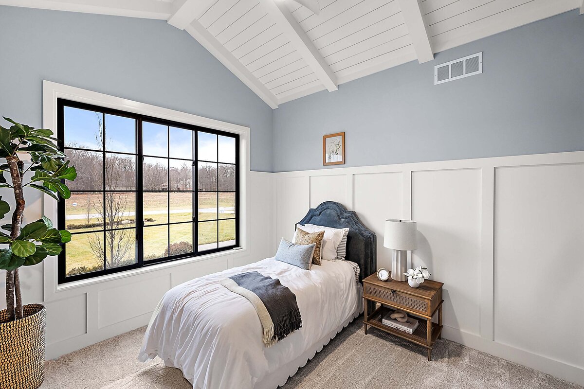 44-70802 Renata New Staging-44