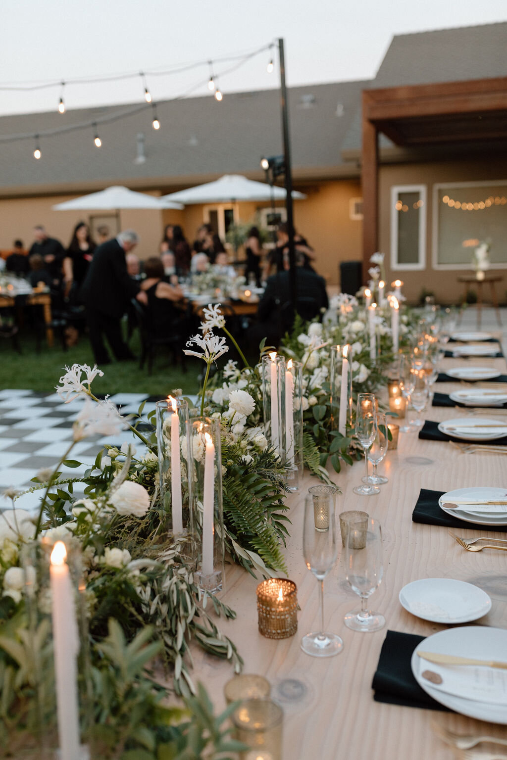 Reception tablescape detail | Bella Fleur