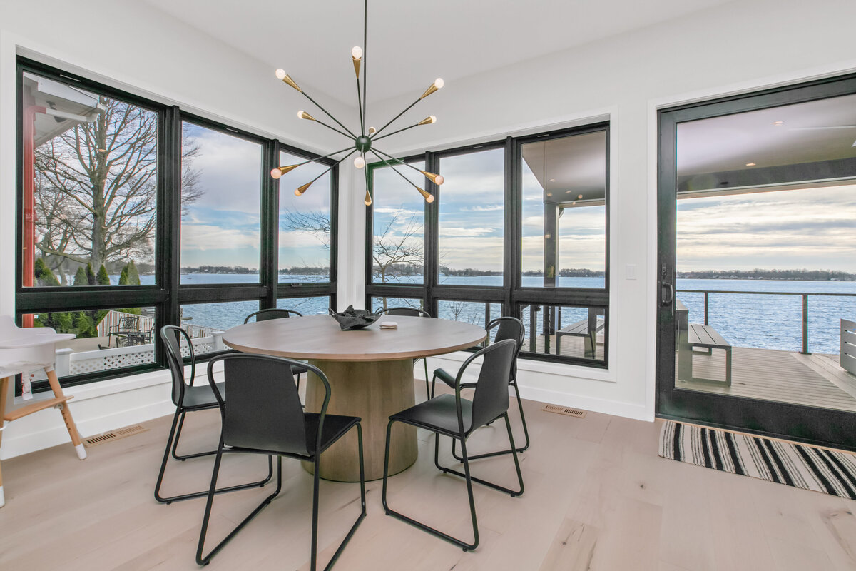21965 Howell Dr Cassopolis MI-print-019-020-Dining Room with Lake View-4200x2800-300dpi