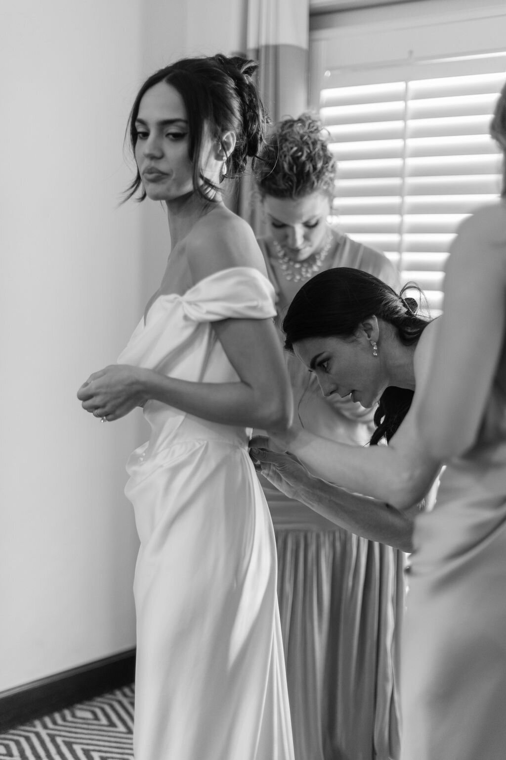 Candid_NikiRhodesPhoto(153of168)