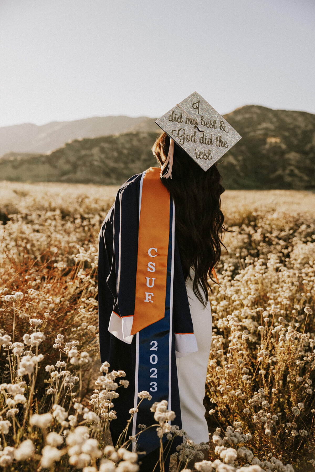 detailed-grad-cap-gown-csuf-university