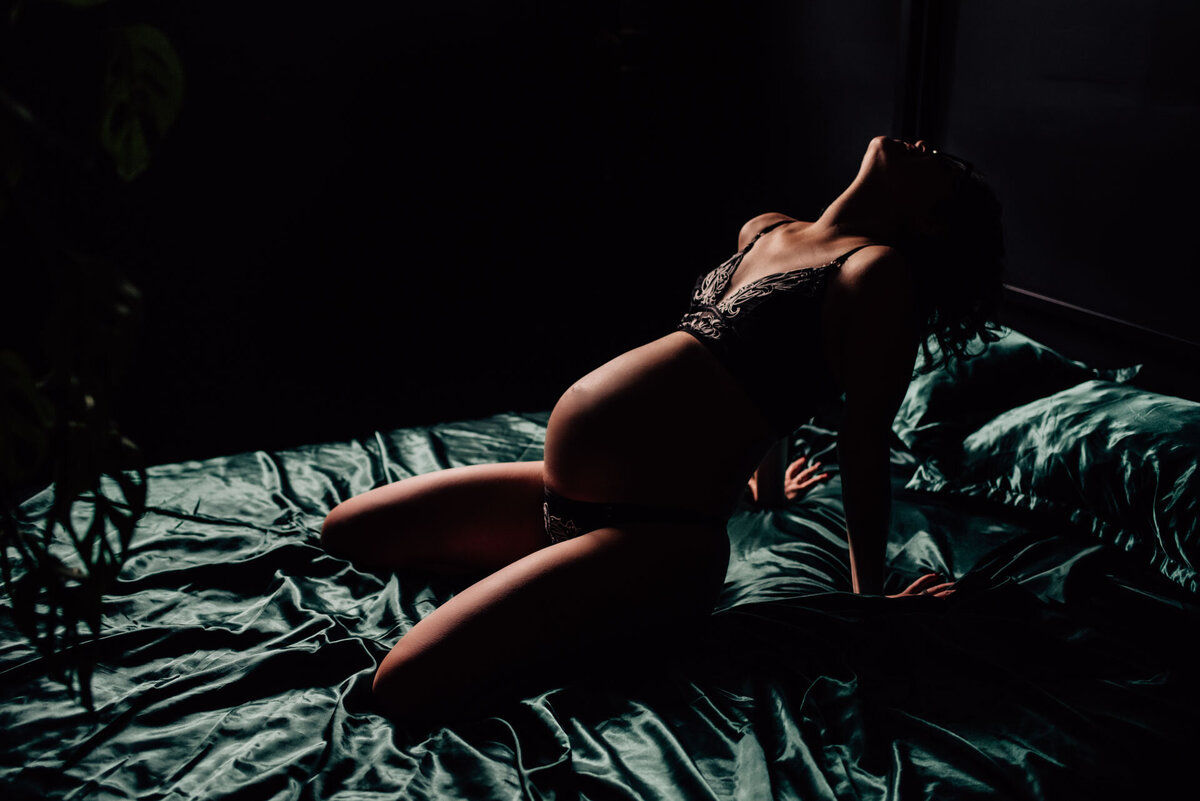 ottawa-maternity-boudoir-photographer -  (3)