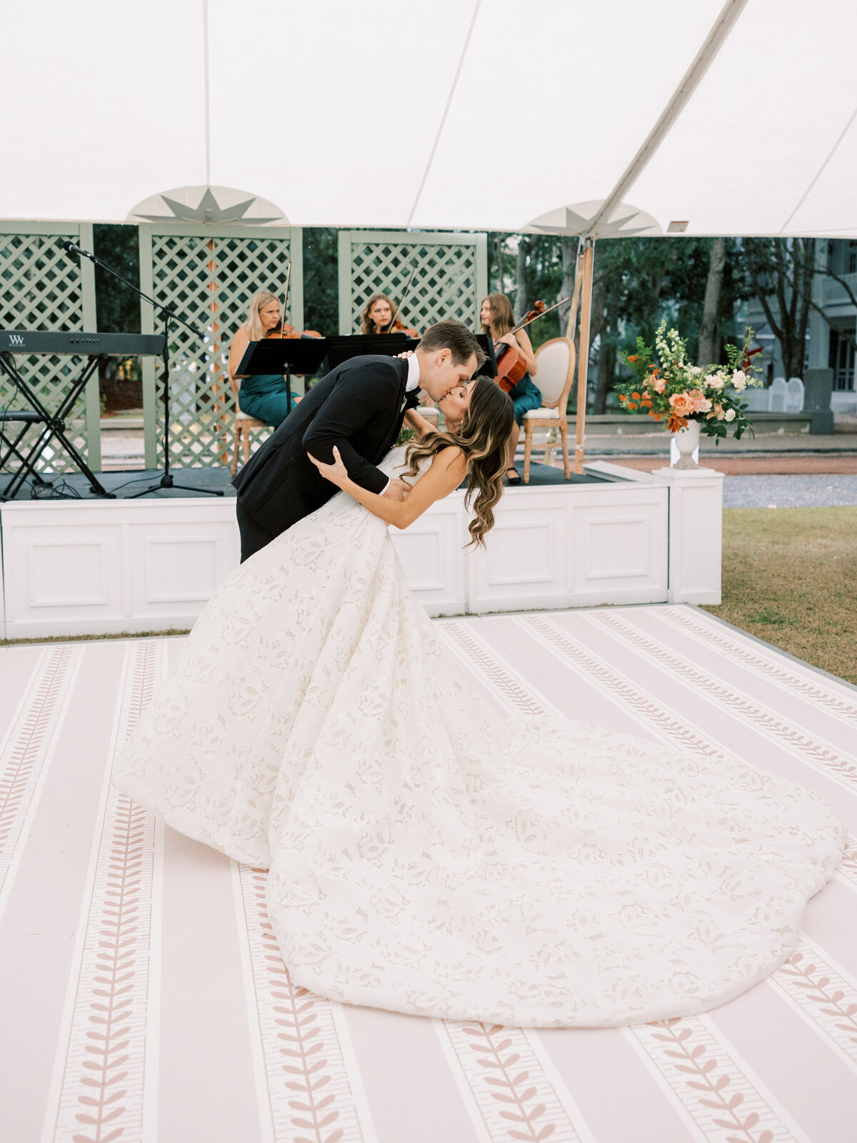 Lindsey Taylor Photography Bespoke 30A Wedding Editorial-311