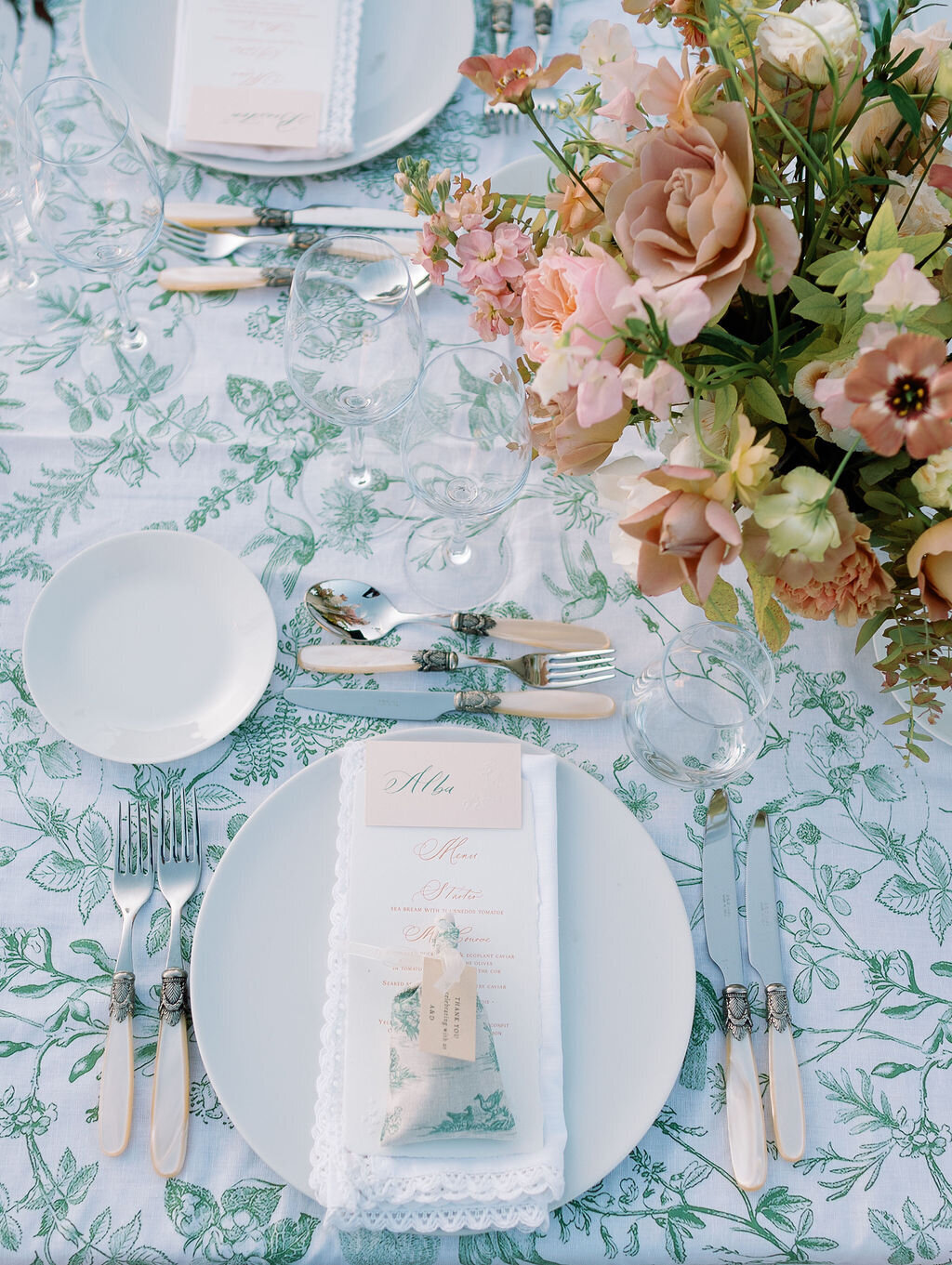 Chateau_de _Villette_paris_wedding_florist_capucineatelierfloral-54